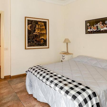 Rome Right In The Ancient Historical Center Two Bedrooms Two Bath, Up To 6 Pax Kültér fotó