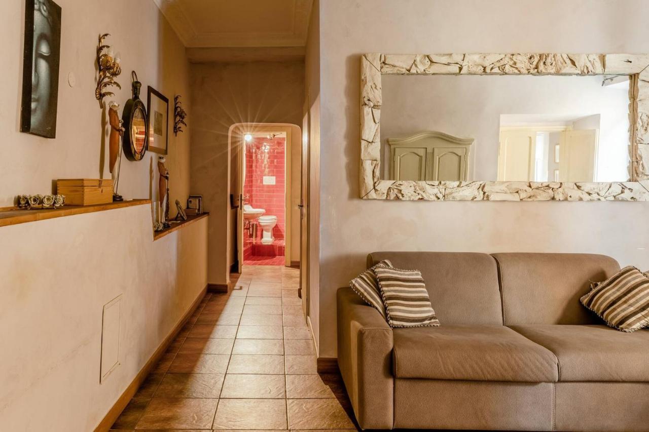 Rome Right In The Ancient Historical Center Two Bedrooms Two Bath, Up To 6 Pax Kültér fotó
