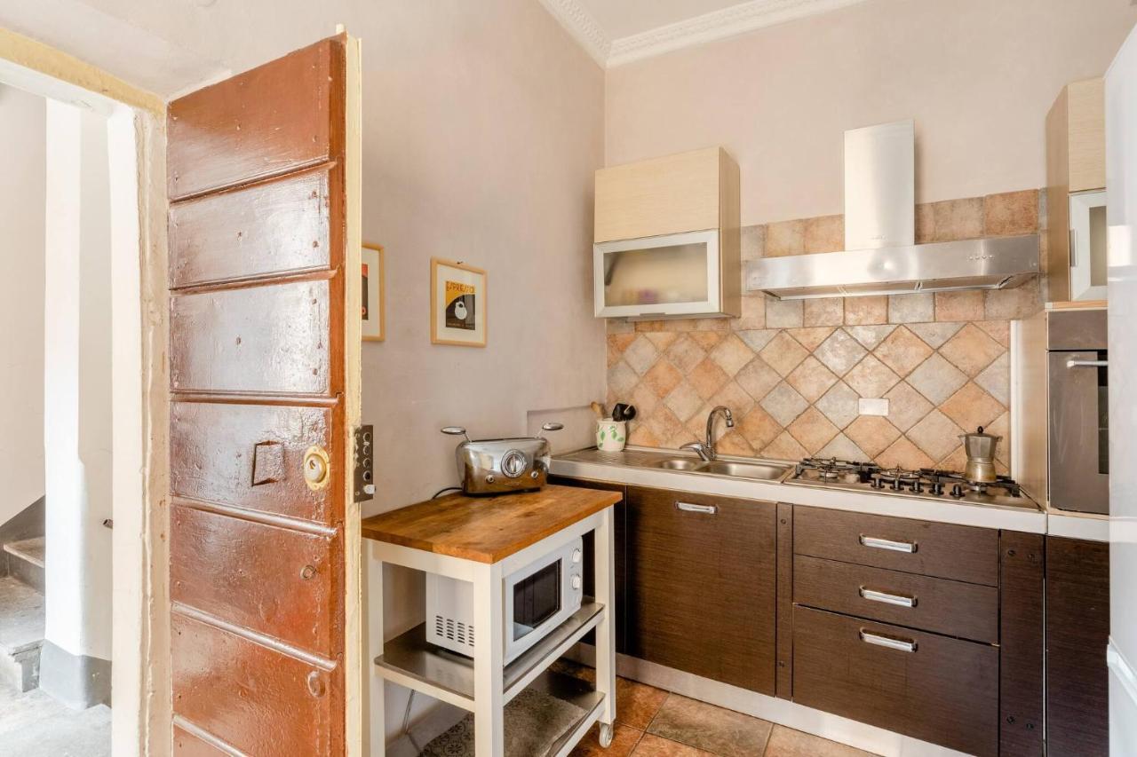 Rome Right In The Ancient Historical Center Two Bedrooms Two Bath, Up To 6 Pax Kültér fotó