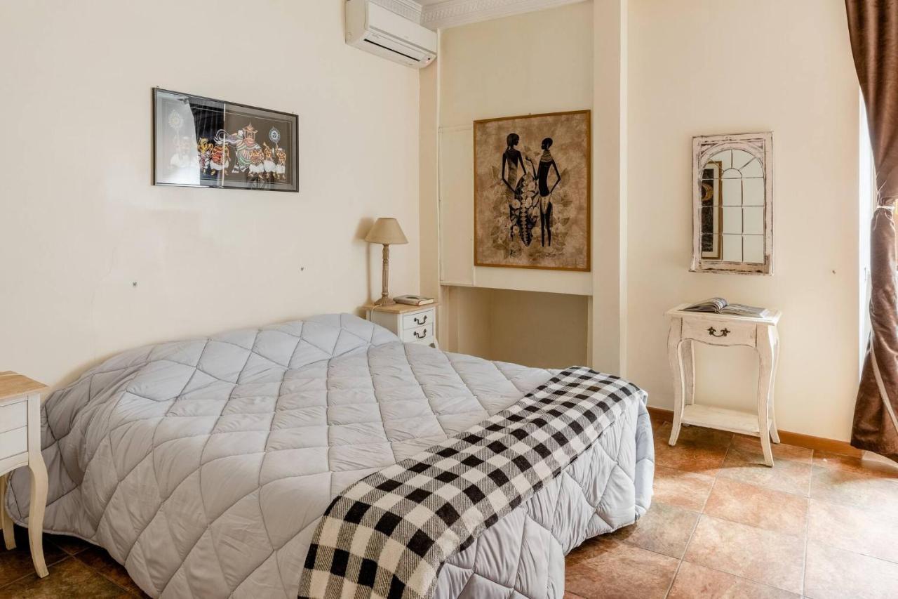 Rome Right In The Ancient Historical Center Two Bedrooms Two Bath, Up To 6 Pax Kültér fotó