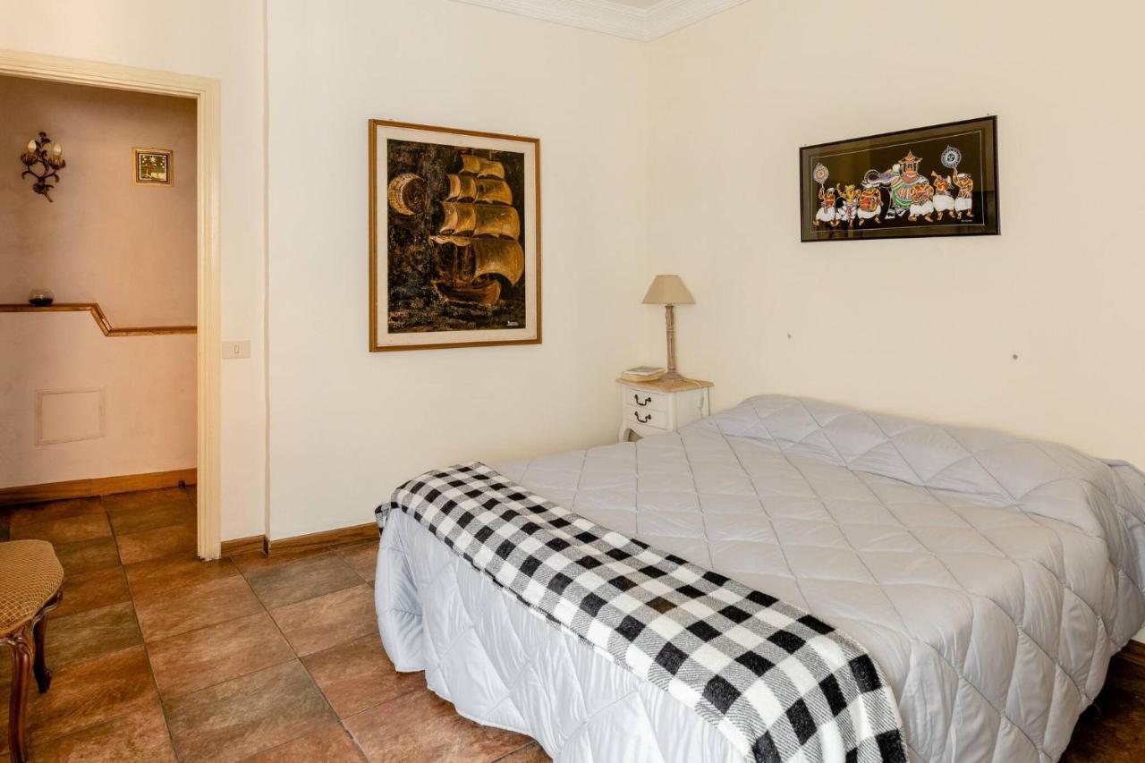 Rome Right In The Ancient Historical Center Two Bedrooms Two Bath, Up To 6 Pax Kültér fotó