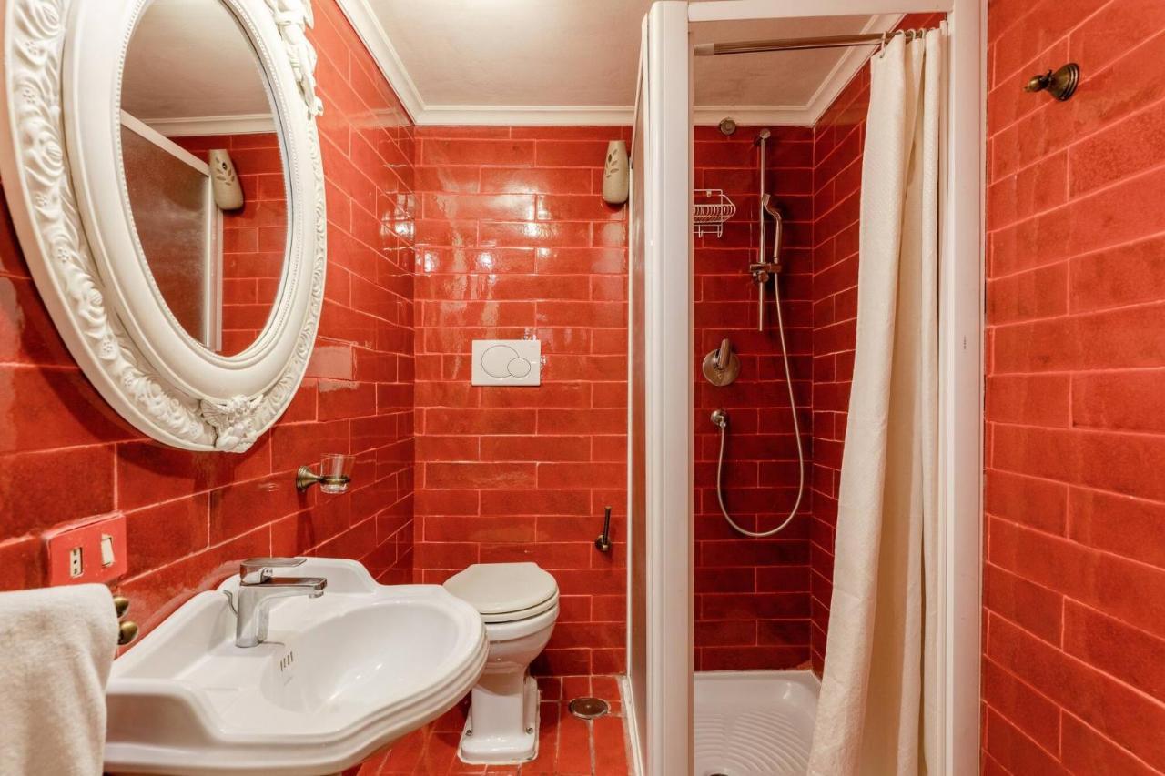 Rome Right In The Ancient Historical Center Two Bedrooms Two Bath, Up To 6 Pax Kültér fotó